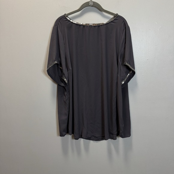 Torrid Women's Top Plus SZ 3 Dark Gray Cap Sleeve Blouse Silver Sequins&Sleeves - Picture 3 of 9